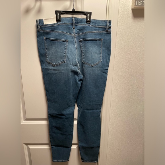 The Loft leggings - Picture 2 of 3